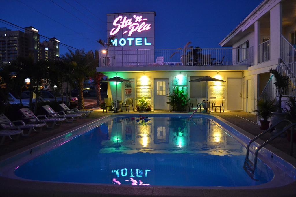 Sta N Pla Motel Клиъруотър Бийч Екстериор снимка